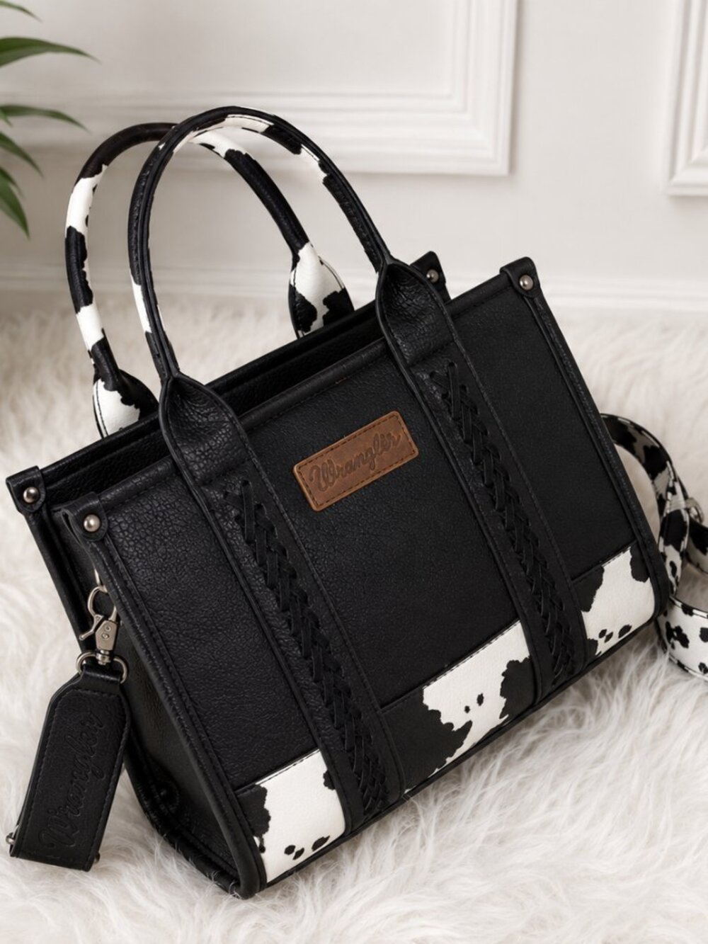 🤍 Wrangler Black Cow Print Braided Tote Bag with Crossbody Strap | NWT - Picture 2 of 2